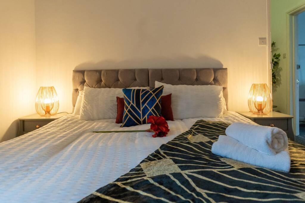 The Gatsby - Beautiful Spacious Central House Cardiff Eksteriør billede