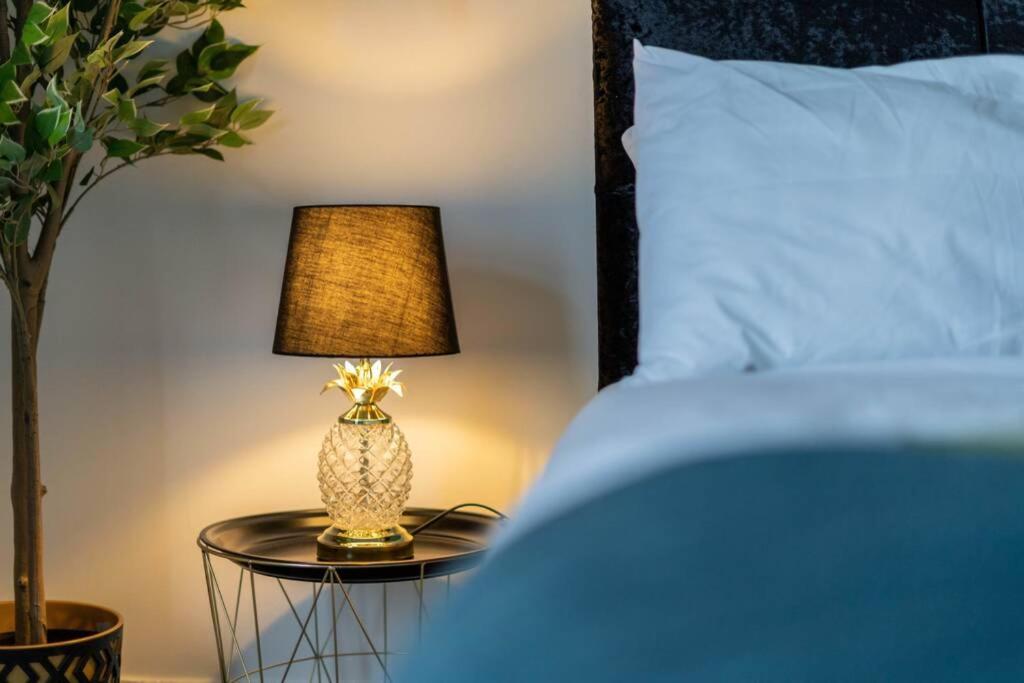 The Gatsby - Beautiful Spacious Central House Cardiff Eksteriør billede