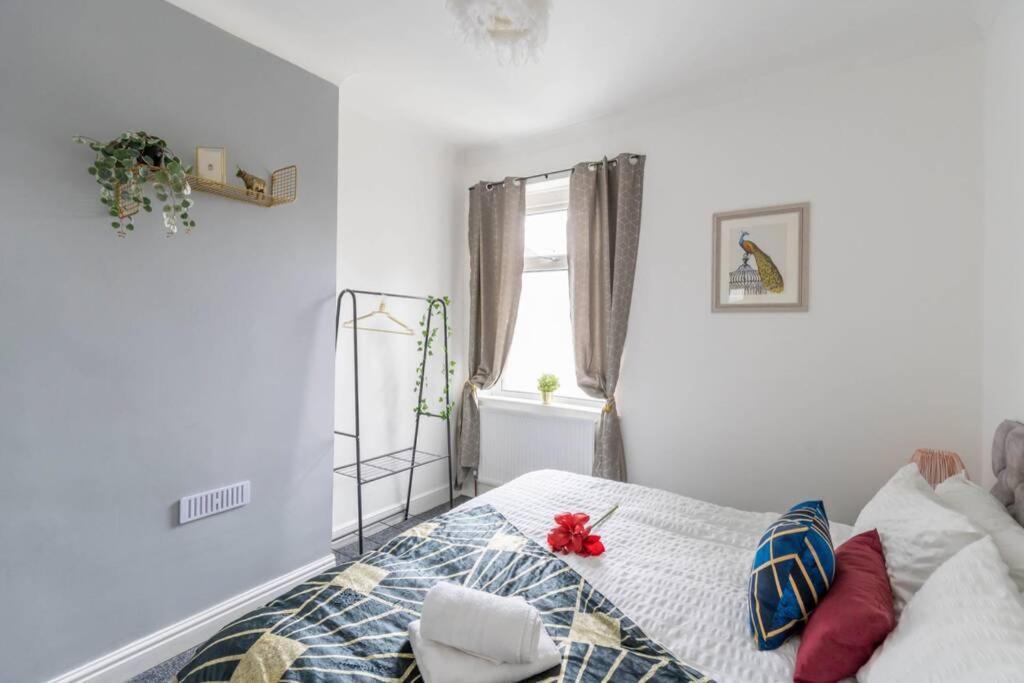 The Gatsby - Beautiful Spacious Central House Cardiff Eksteriør billede