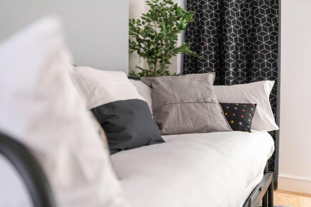 The Gatsby - Beautiful Spacious Central House Cardiff Eksteriør billede